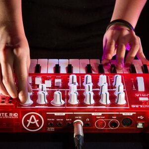 Arturia MicroBrute RED limited Edition, Rarität