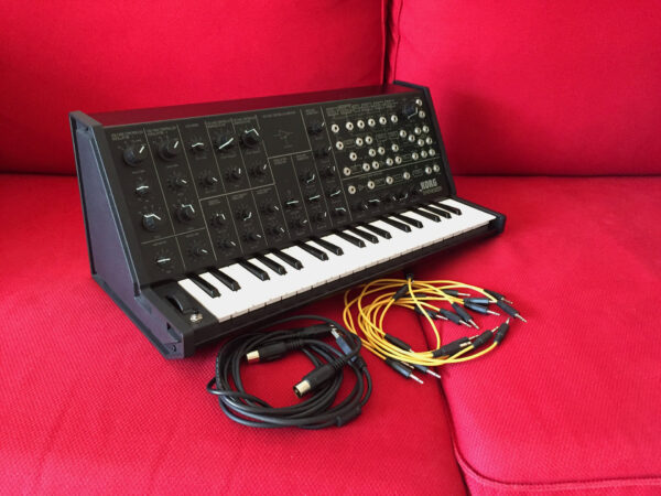 KORG MS-20 MIDI Controller mit Patchkabel